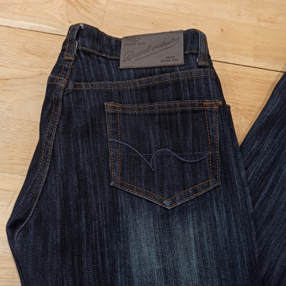 DIESEL Kratt Button Fly Denim Jeans Made in Italy Mens 32x30 Blue 100% Cotton ~ - Picture 4 of 16